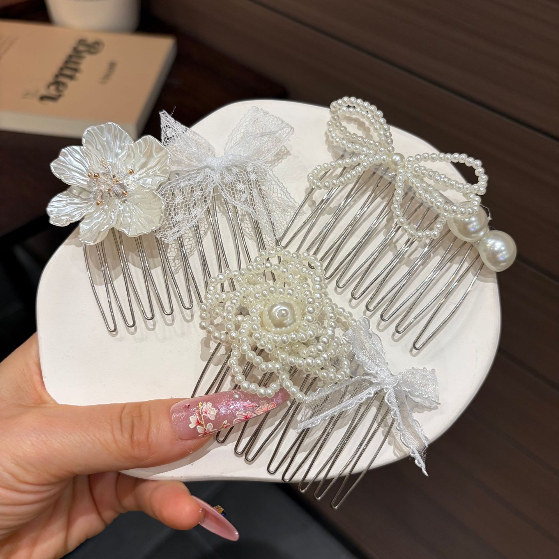 Hi Tech Accessories - Modischer, floraler Perlen-Haarkamm für Damen, hochwertiger