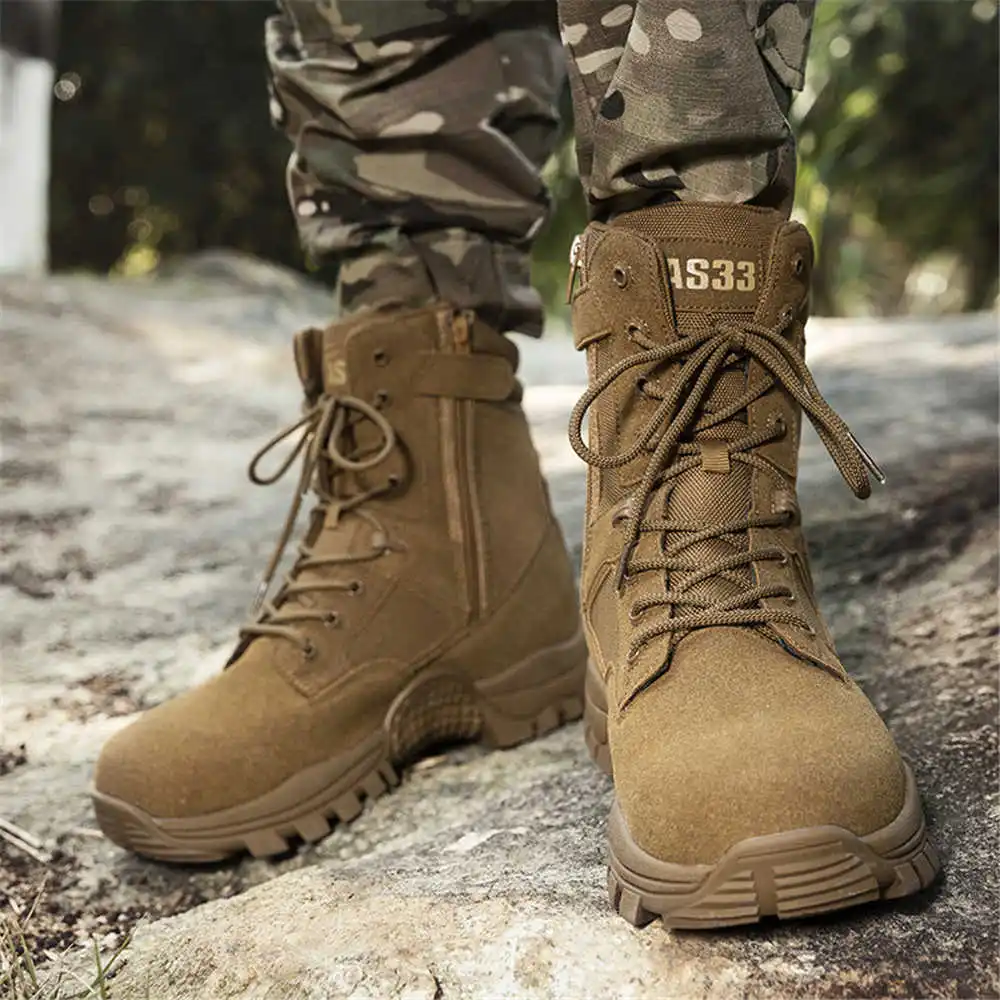 Rutschfeste Wanderstiefel aus  – Tech Accessories Board Bewertung und Preis