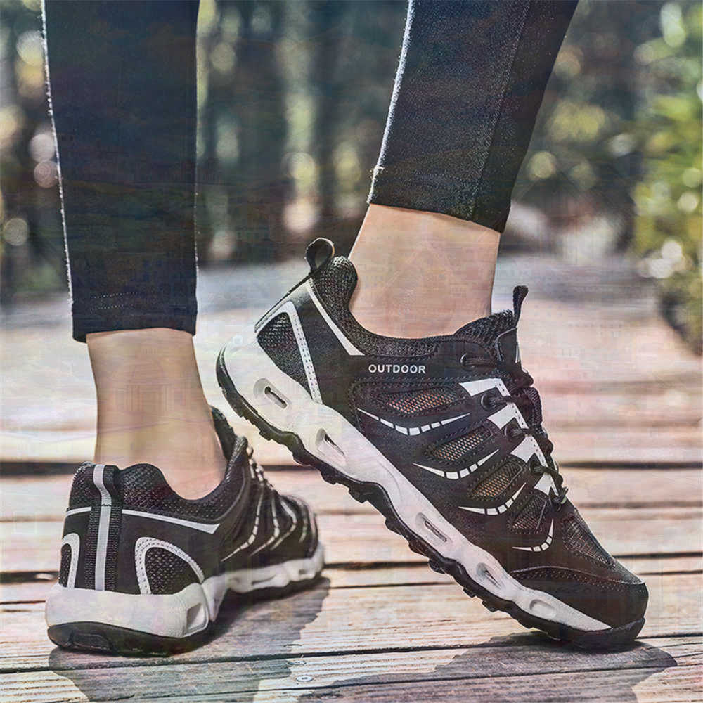 Sumer Round Tip Silver Sneaker – Tech Accessories Board Bewertung und Preis